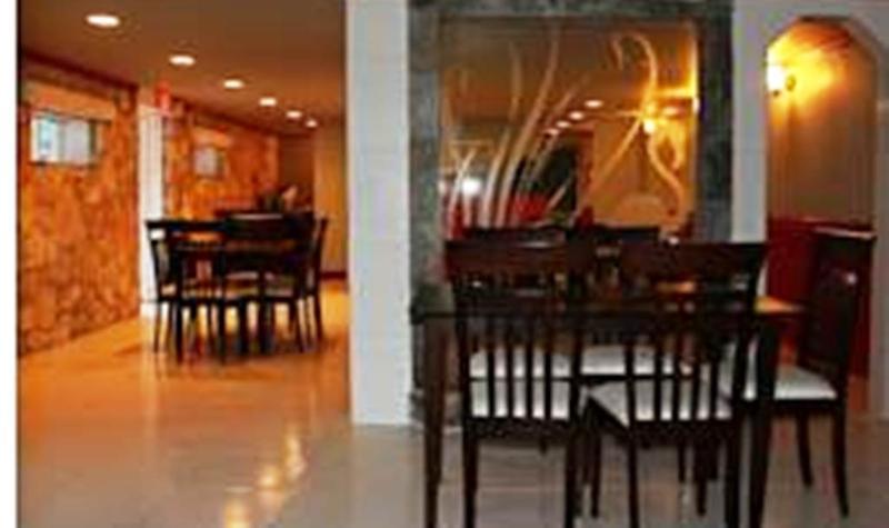 Two Turtles Inn George Town Ngoại thất bức ảnh